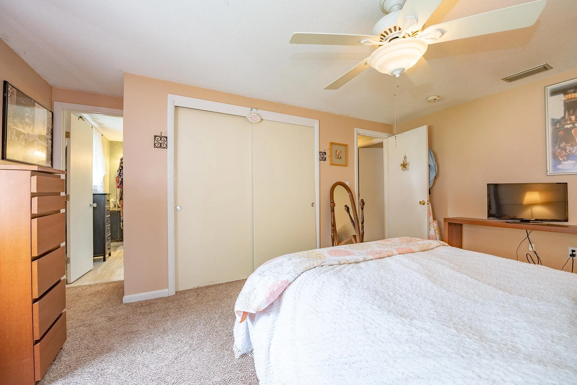 3h Black Oak Drive Nashua NH 03062