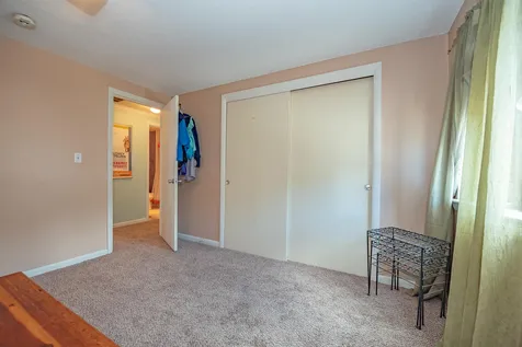 3h Black Oak Drive Nashua NH 03062