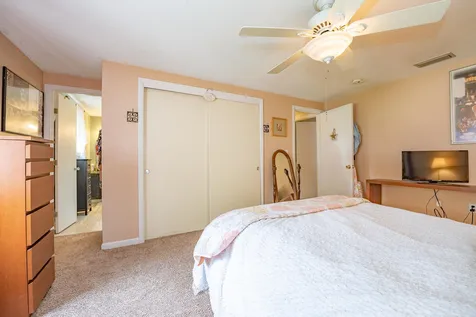 3h Black Oak Drive Nashua NH 03062