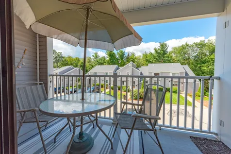 3h Black Oak Drive Nashua NH 03062