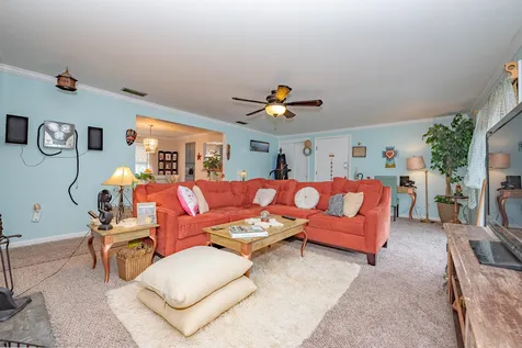 3h Black Oak Drive Nashua NH 03062