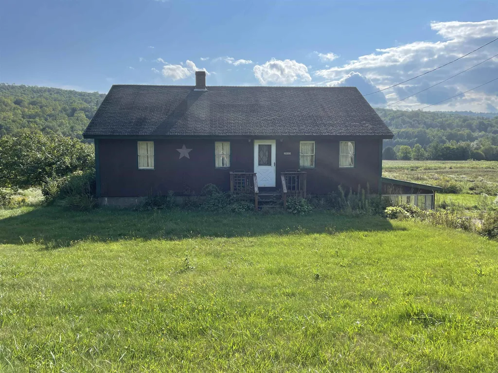 2055 Vt Route 122 Sheffield VT 05866