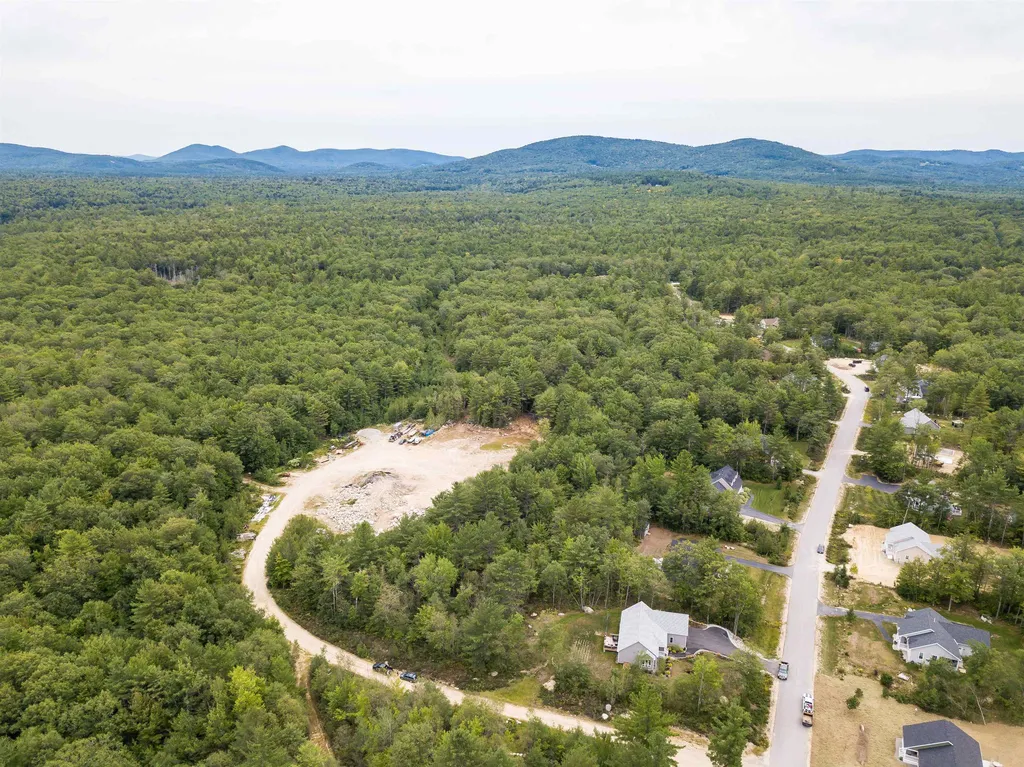 134 Henry Cotton Road Conway NH 03813