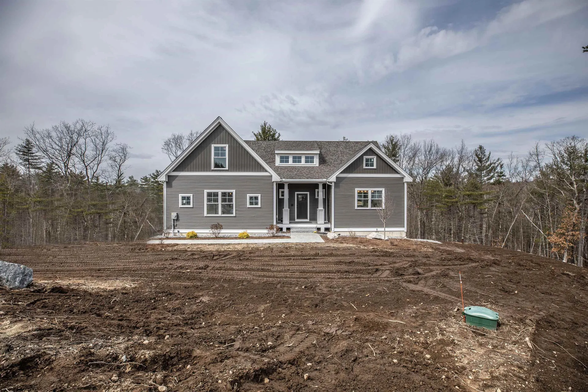22 Sunrise Circle Auburn NH 03032