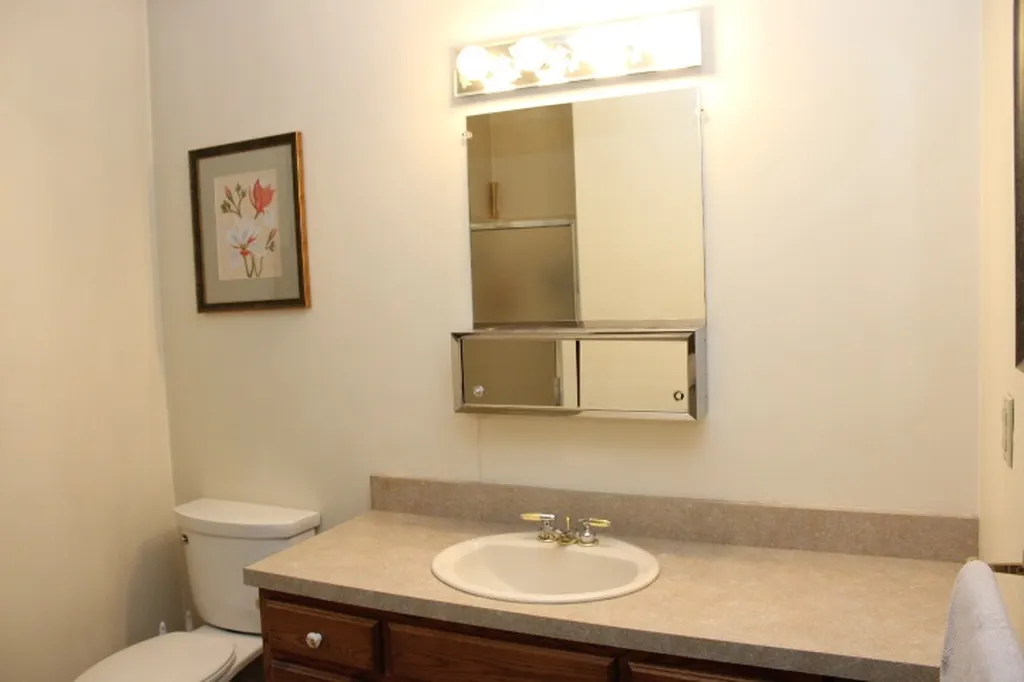 88 Avon Shores Road Moultonborough NH 03254