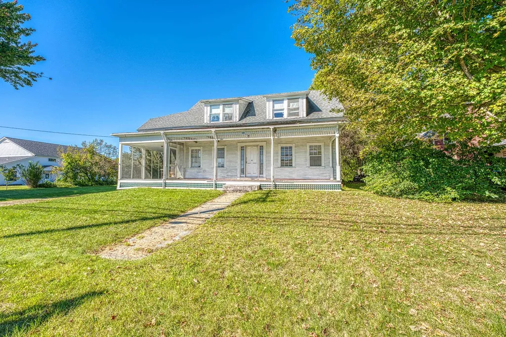 399 Main Street Rumney NH 03266