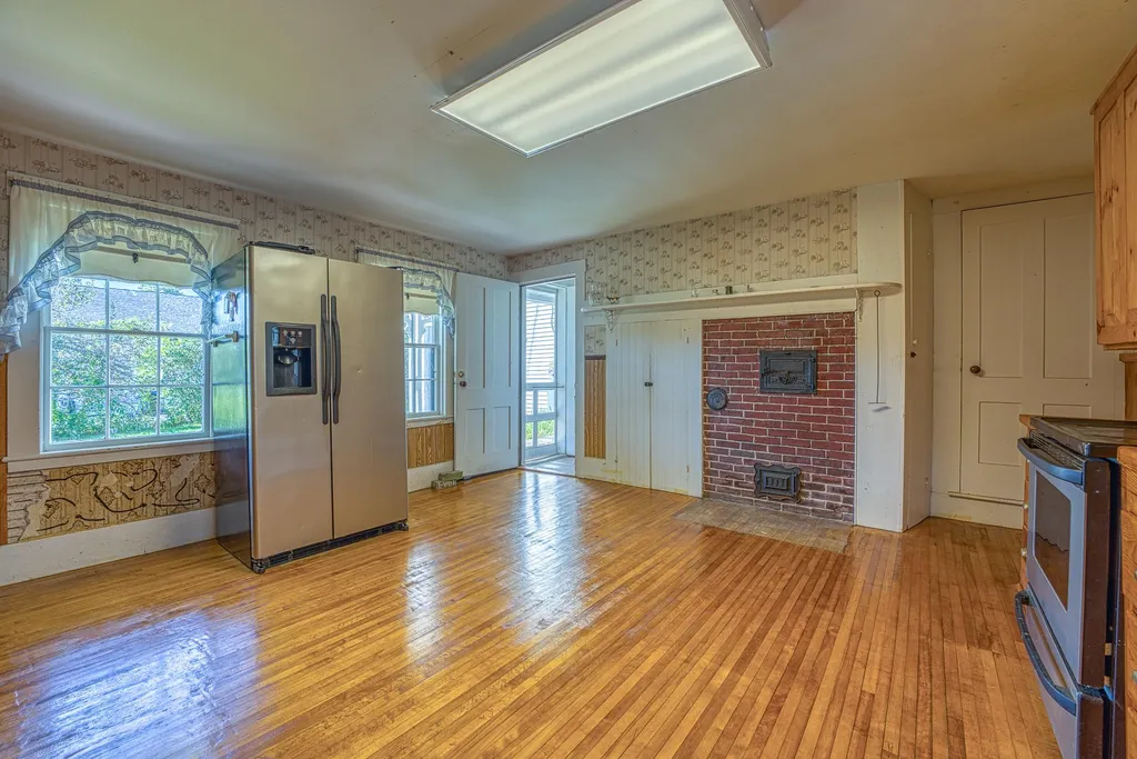 399 Main Street Rumney NH 03266