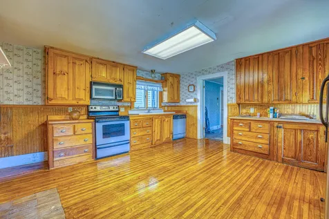 399 Main Street Rumney NH 03266