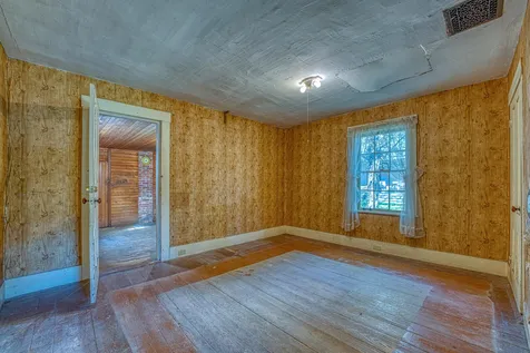 399 Main Street Rumney NH 03266