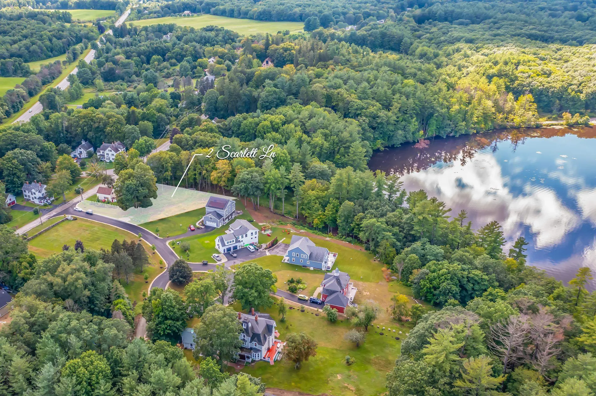 2 Scarlett Lane Rollinsford NH 03869
