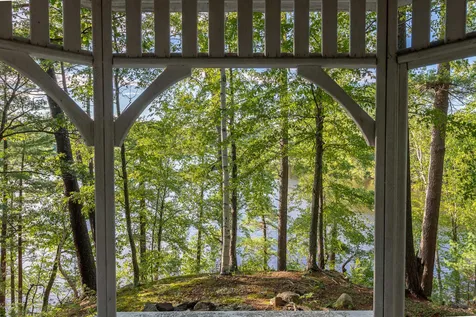 2 Scarlett Lane Rollinsford NH 03869