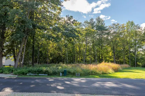 2 Scarlett Lane Rollinsford NH 03869