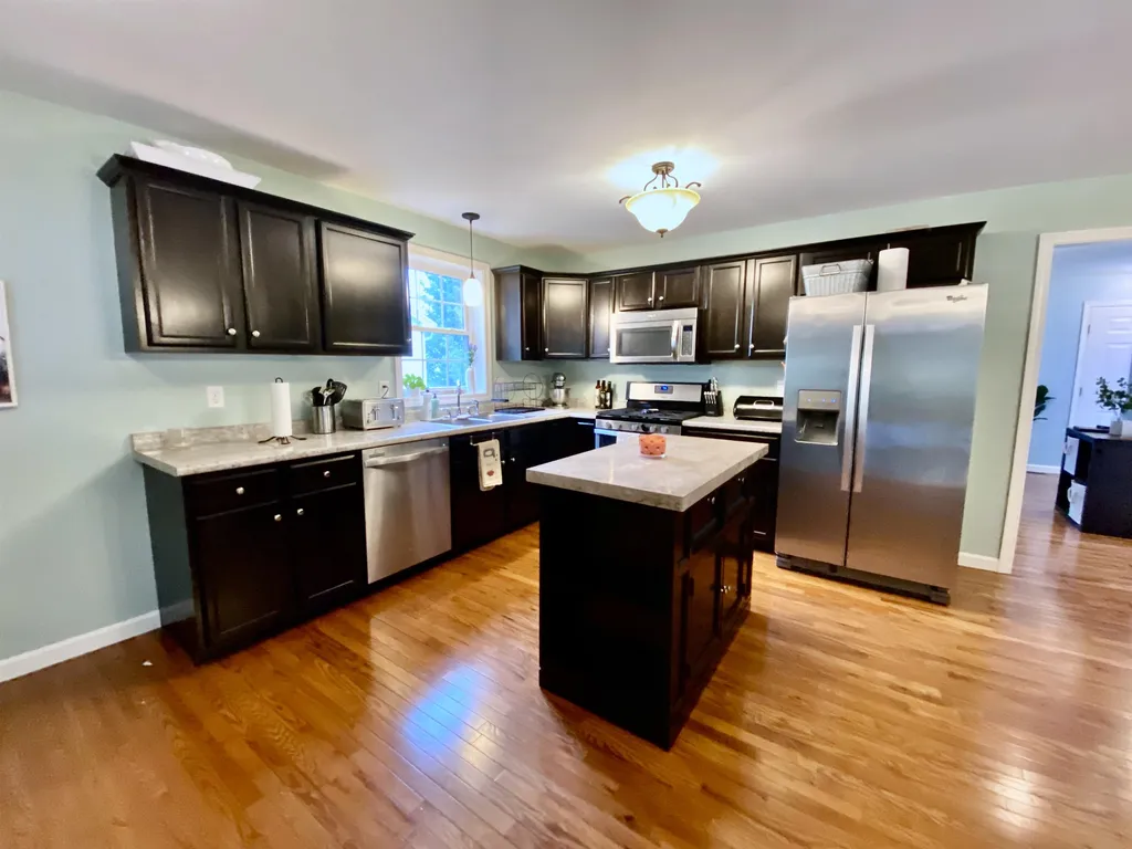 4 Rangeway Drive Rochester NH 03868