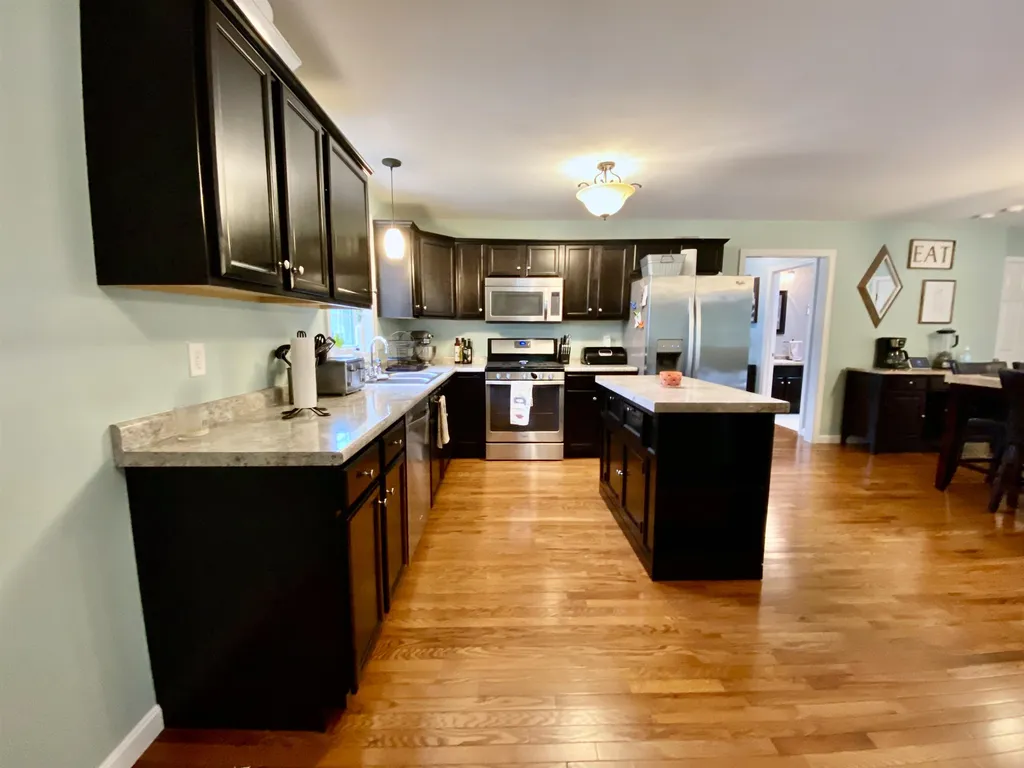 4 Rangeway Drive Rochester NH 03868