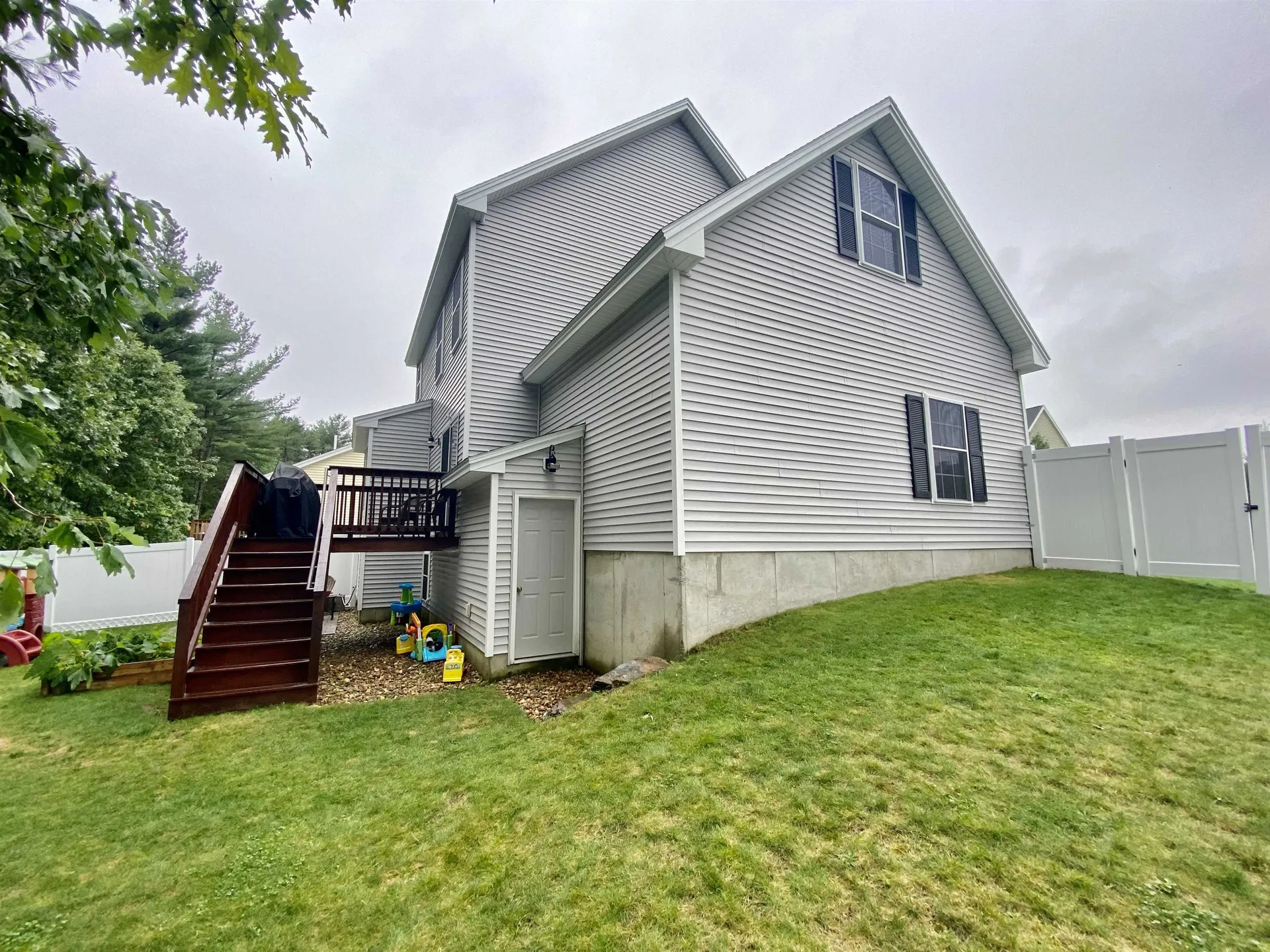 4 Rangeway Drive Rochester NH 03868
