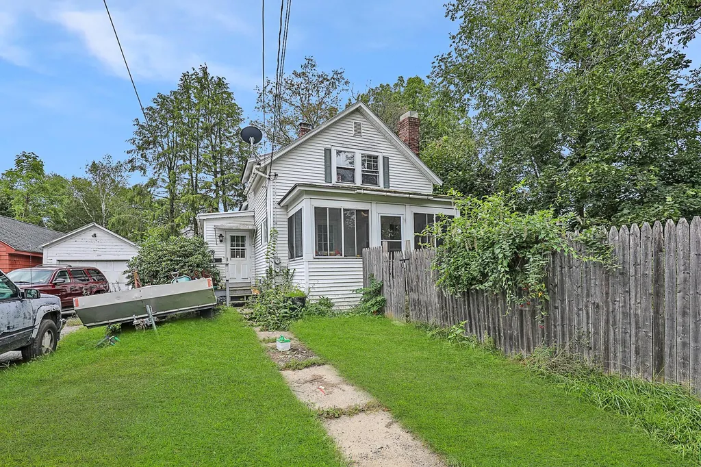 20 Adams Court Keene NH 03431