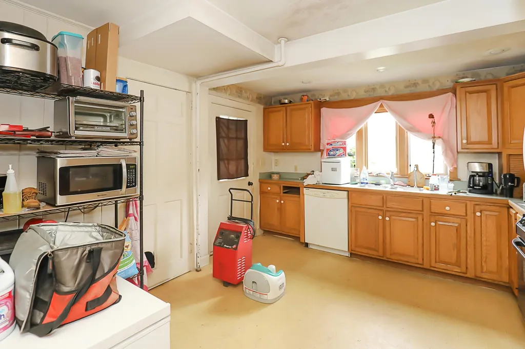 20 Adams Court Keene NH 03431