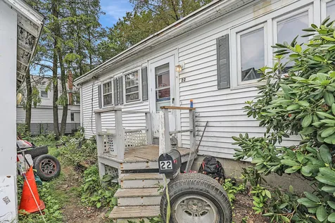 20 Adams Court Keene NH 03431