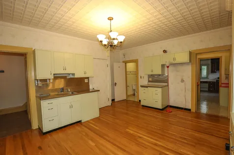 61 Manchester Street Nashua NH 03064