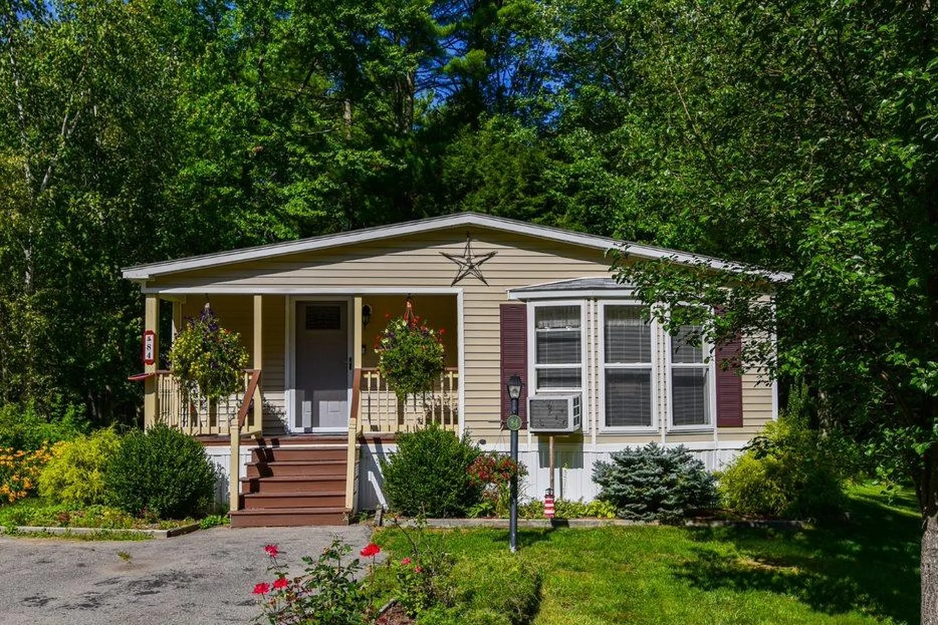 84 Eagle Drive Rochester NH 03868