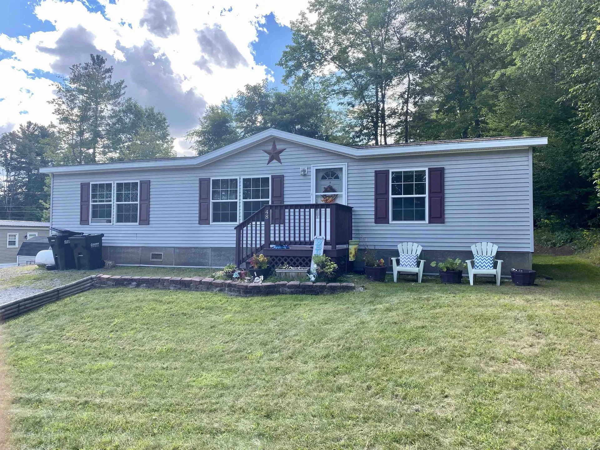 48 Mccusker Place Claremont NH 03743