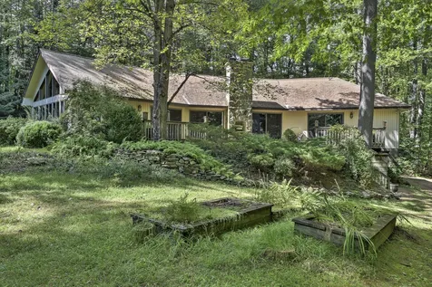 118 Pierce Lane Westmoreland NH 03467