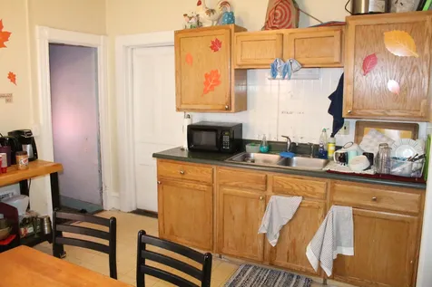 135 Loomis Street Burlington VT 05401