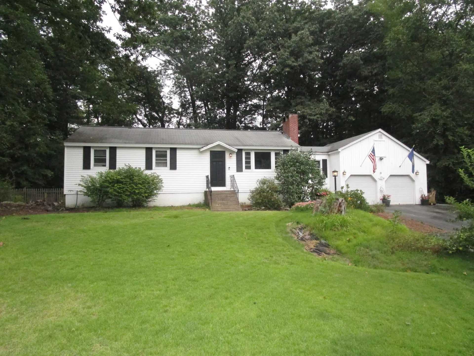 31 Peter Road Merrimack NH 03054