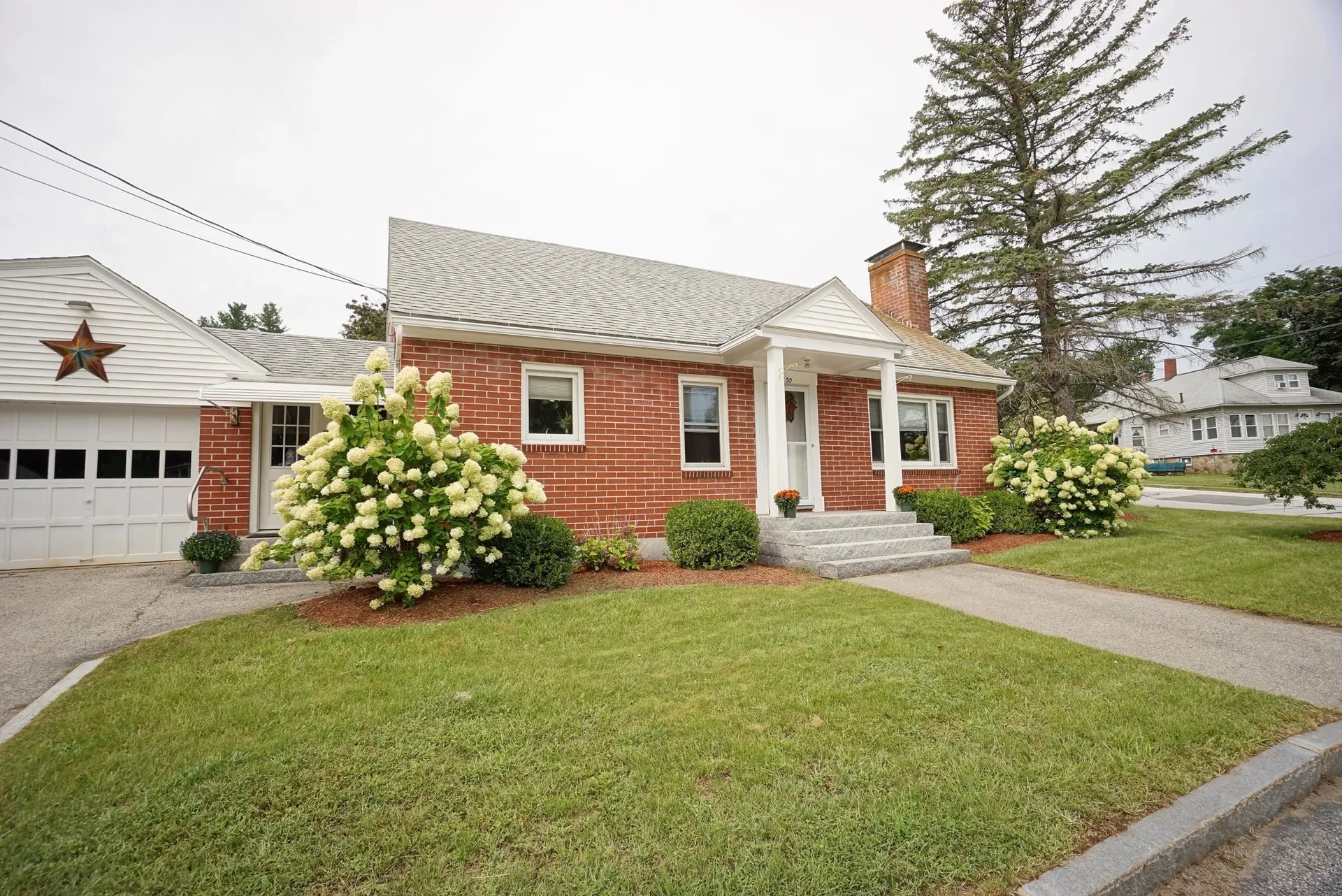 130 Sylvester Street Manchester NH 03102