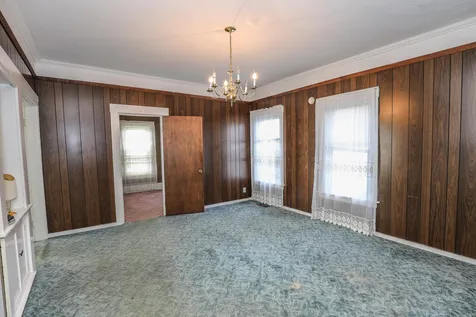 102 Ash Street Nashua NH 03060