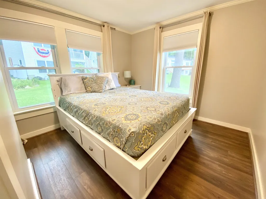 171 Dockham Shore Road Gilford NH 03249