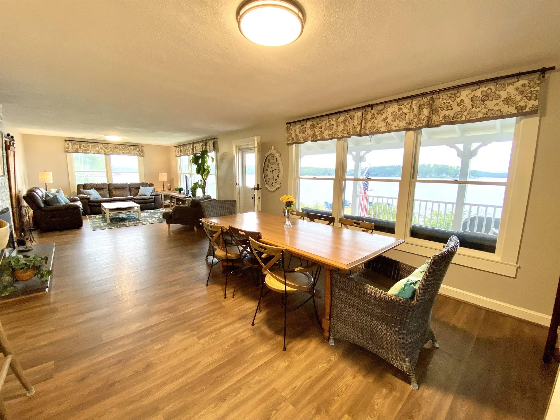 171 Dockham Shore Road Gilford NH 03249