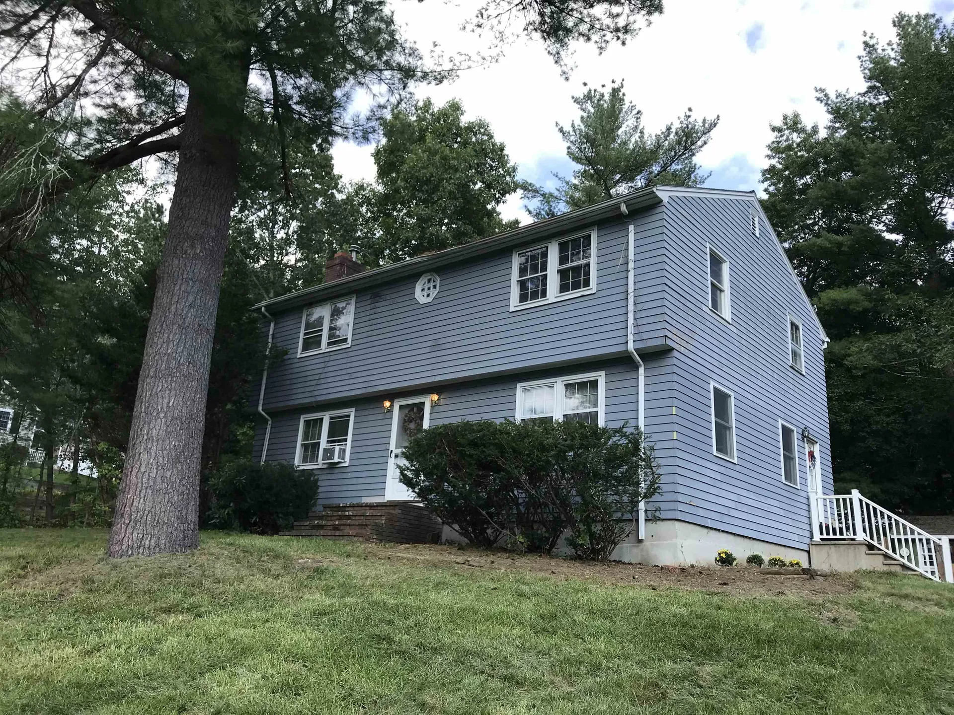 15 Cathy Street Merrimack NH 03054