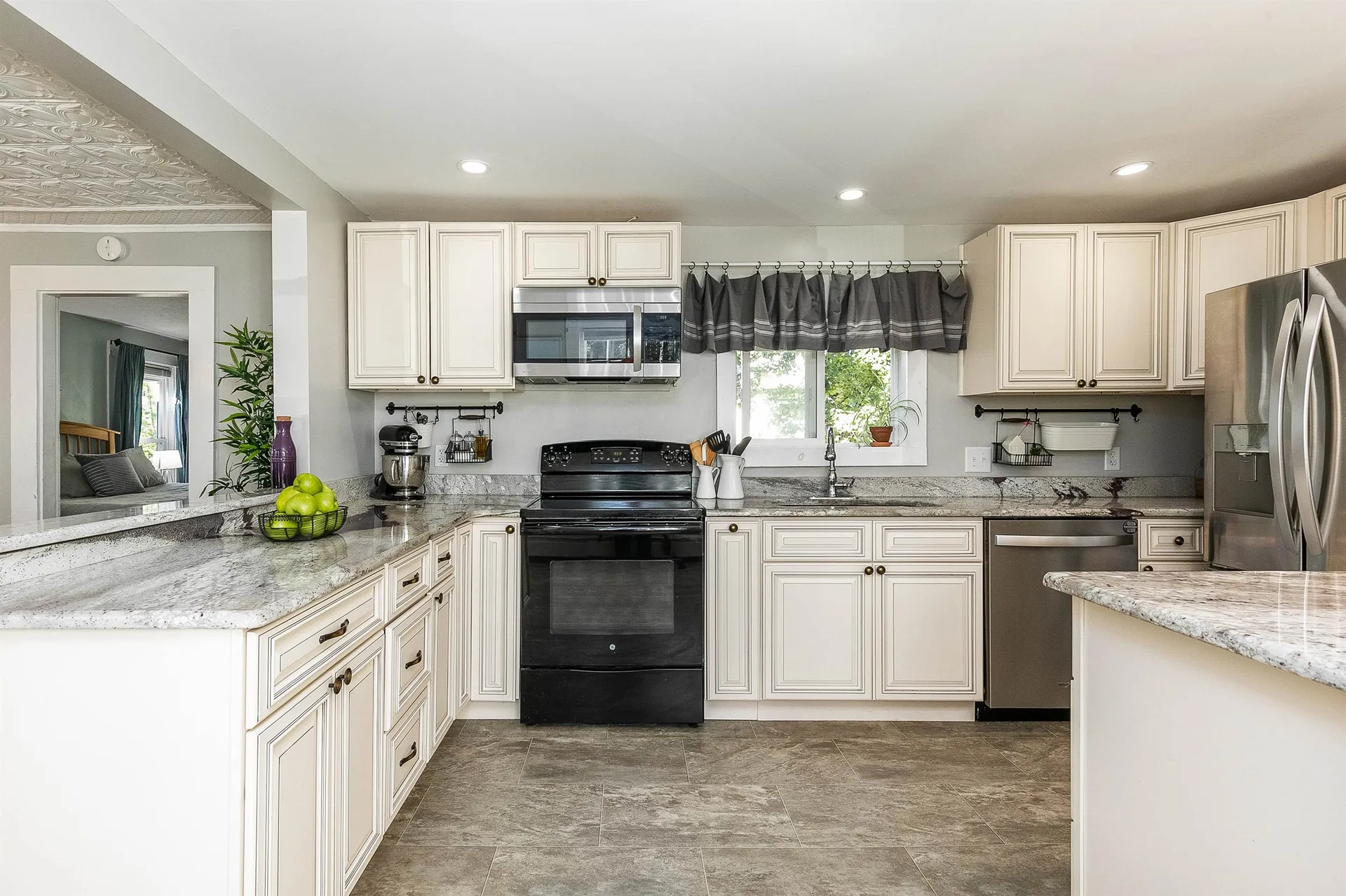 8 Laurel Street Concord NH 03301