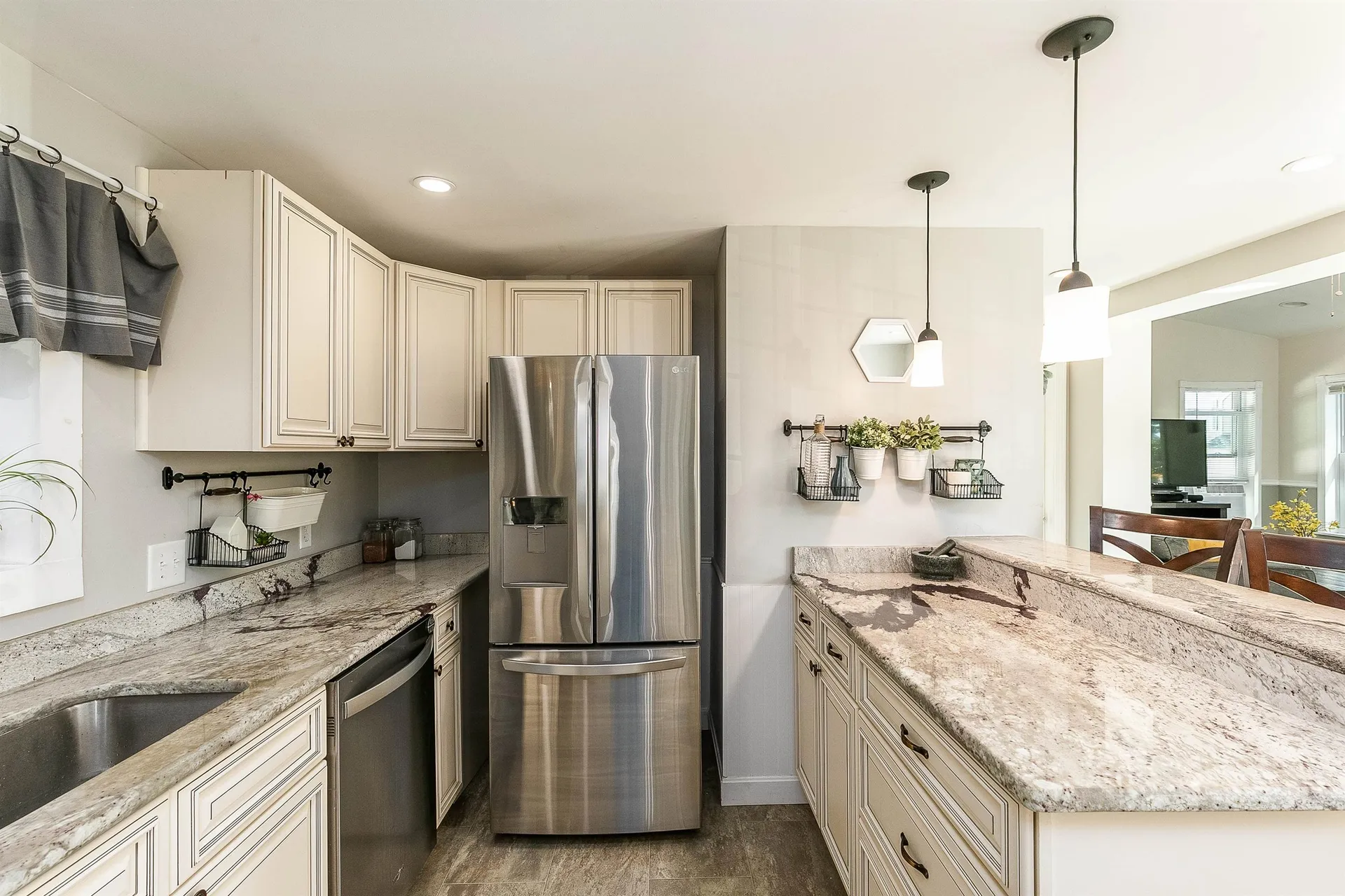8 Laurel Street Concord NH 03301