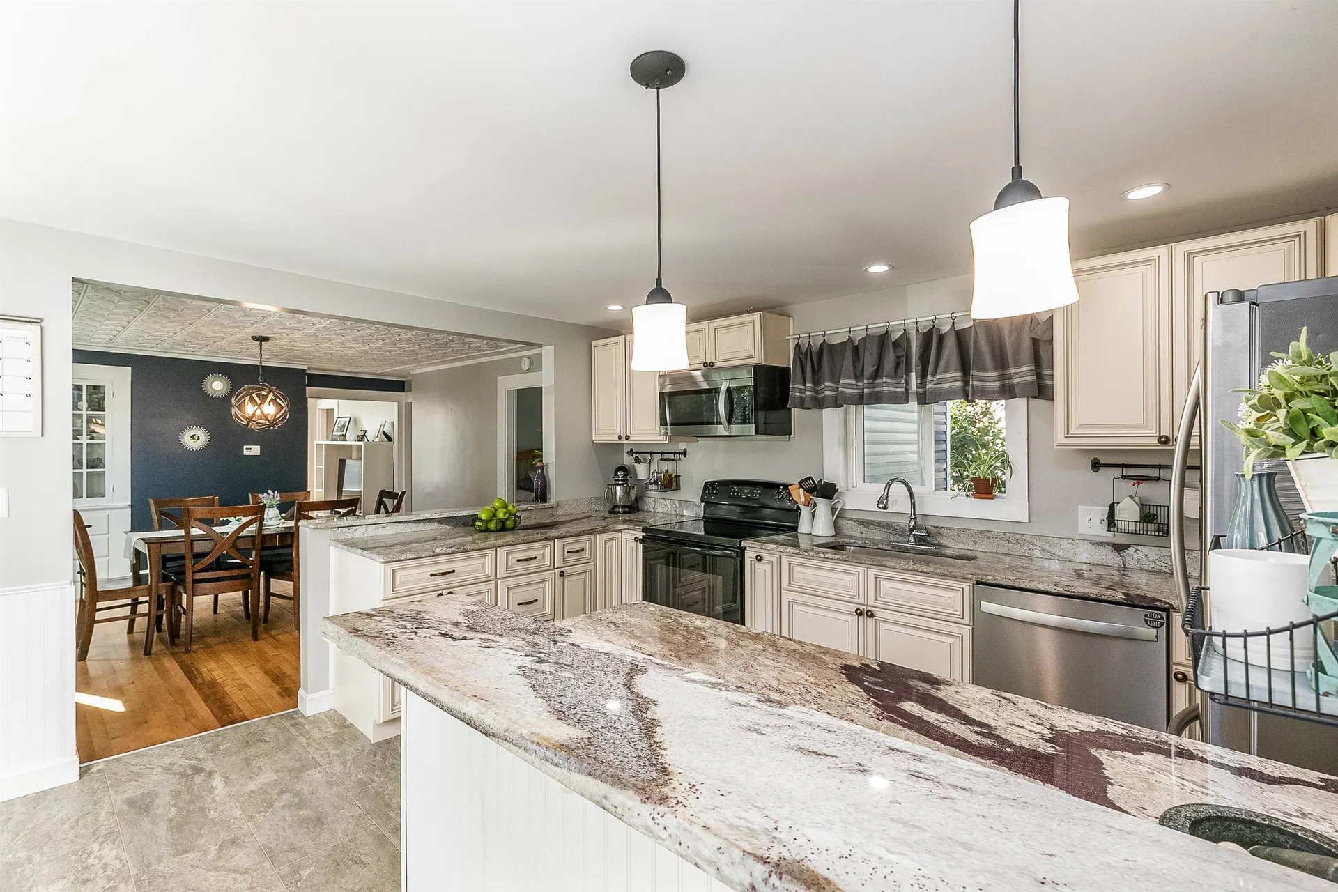 8 Laurel Street Concord NH 03301