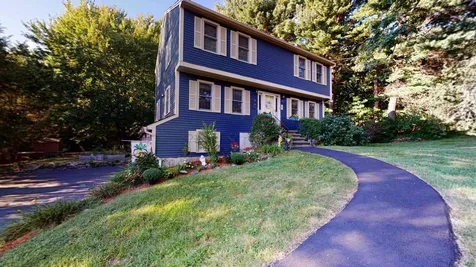 5 Roy Drive Hudson NH 03051