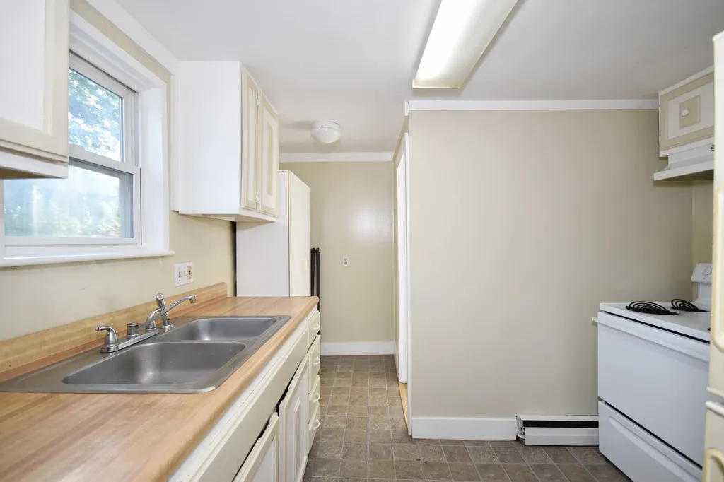 14 Second Street Somersworth NH 03878