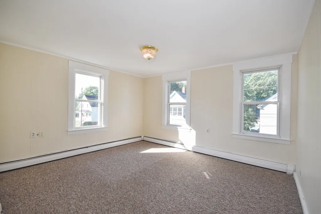 14 Second Street Somersworth NH 03878