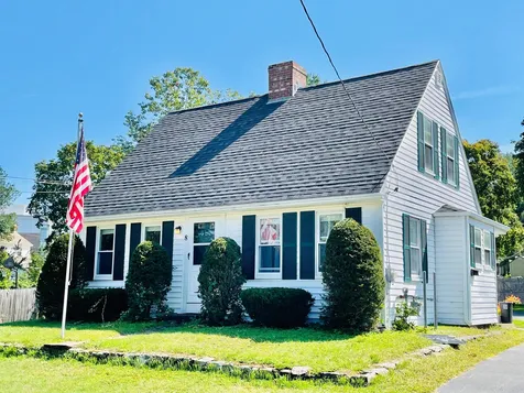 8 Dodge Street Rochester NH 03867