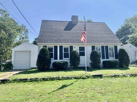 8 Dodge Street Rochester NH 03867