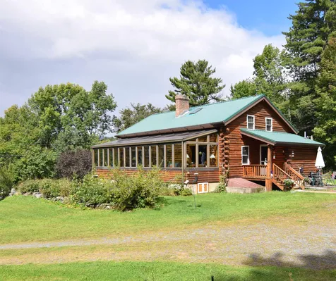 17 Pettyboro Road Lyman NH 03585