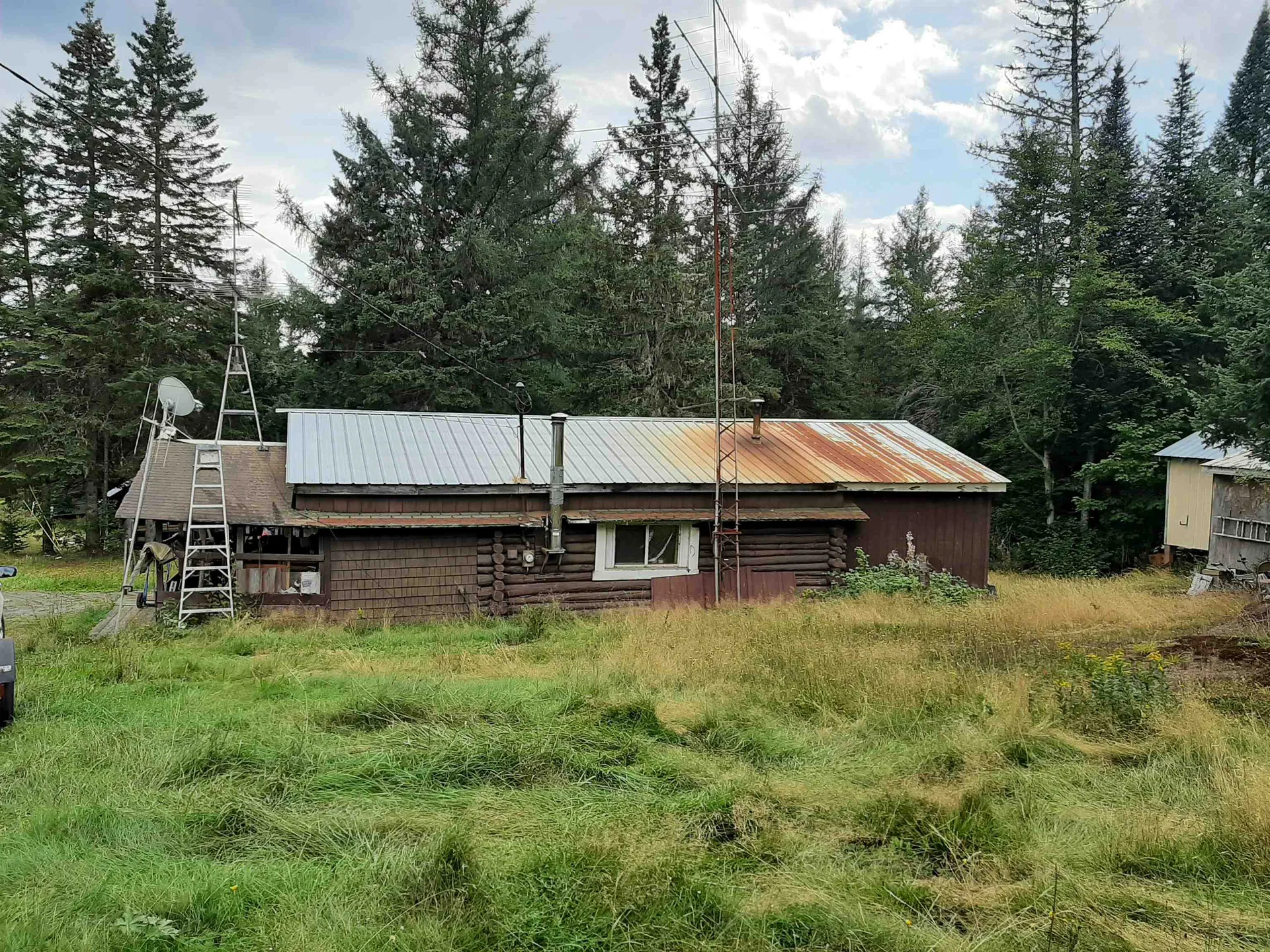 8 River Road Pittsburg NH 03592