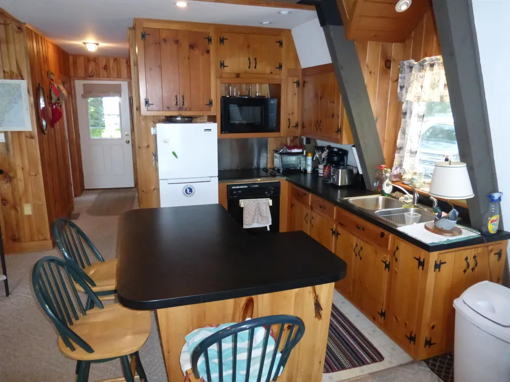 54 Veasey Shore Road Meredith NH 03253