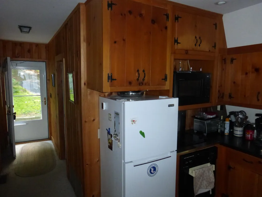 54 Veasey Shore Road Meredith NH 03253