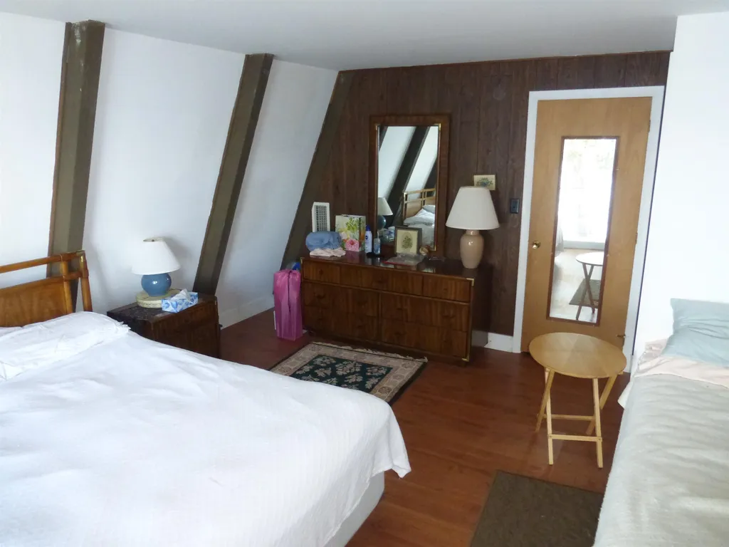 54 Veasey Shore Road Meredith NH 03253