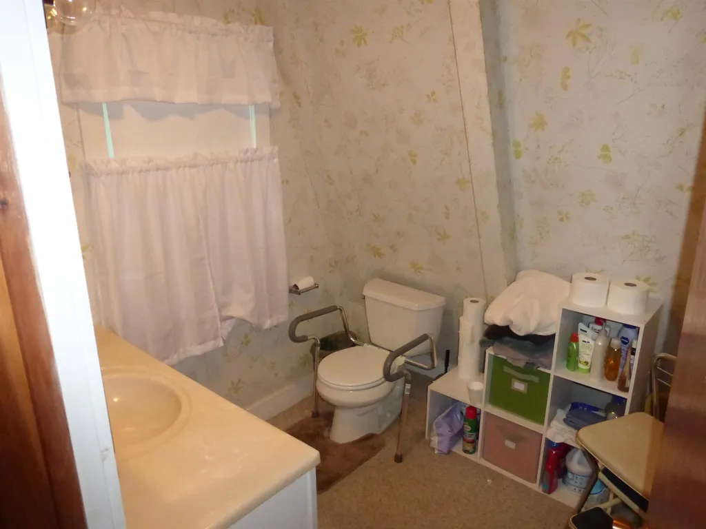 54 Veasey Shore Road Meredith NH 03253