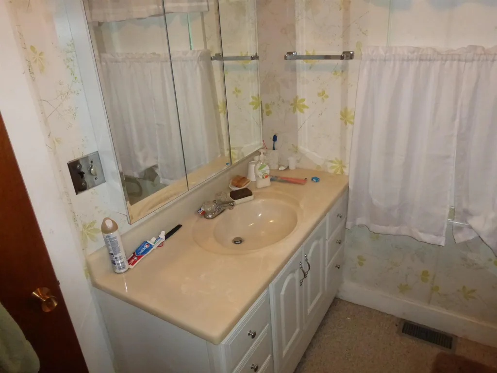 54 Veasey Shore Road Meredith NH 03253