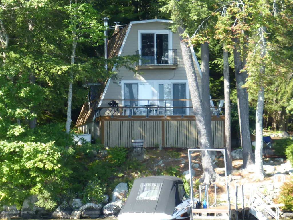 54 Veasey Shore Road Meredith NH 03253