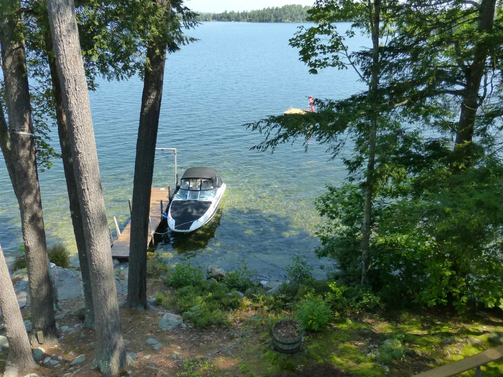 54 Veasey Shore Road Meredith NH 03253